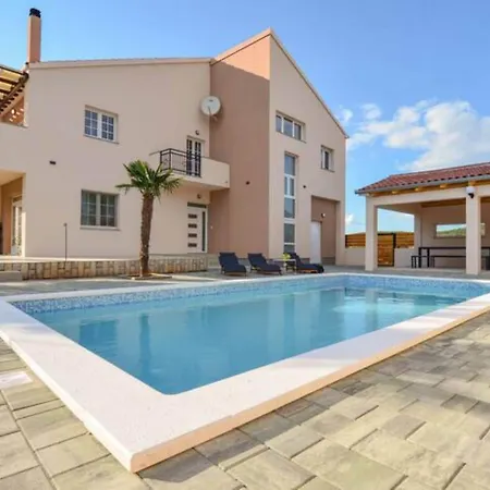 Villa Troskot - With Pool