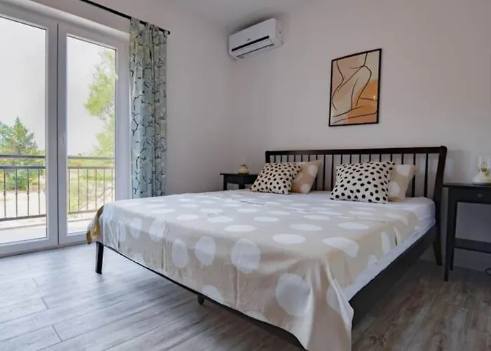 Troskot - With Pool *